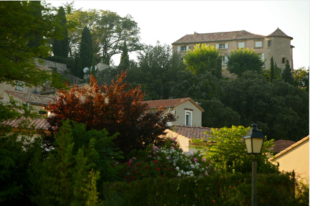 chateau de Roaix autoriser l'affichage des images pour voir 